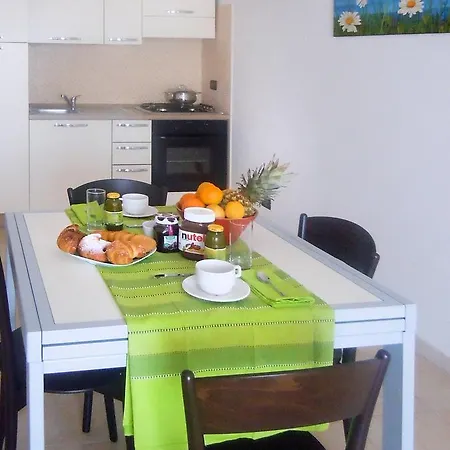 Le Fontane 152s Apartment